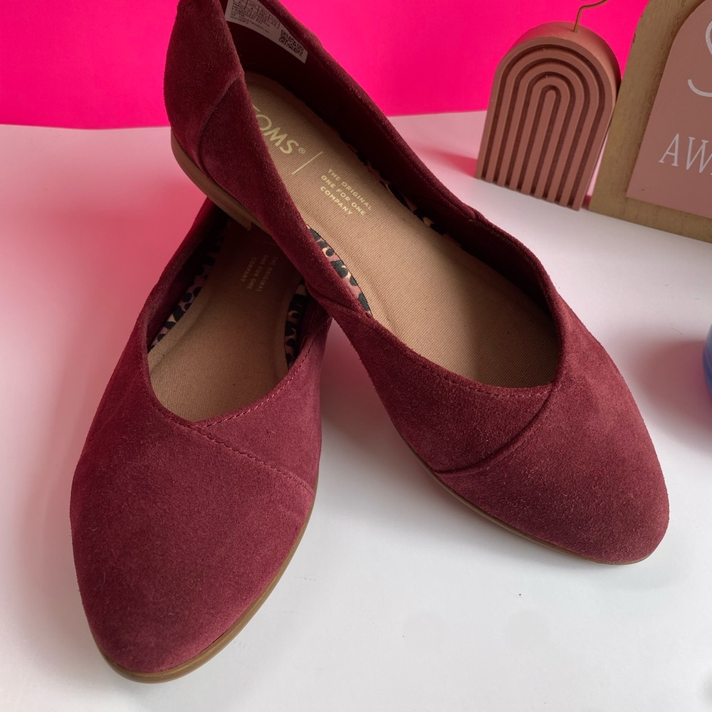 TOMS women’s Jutti Neat flats in suede Burgundy 6 - Picture 11 of 14